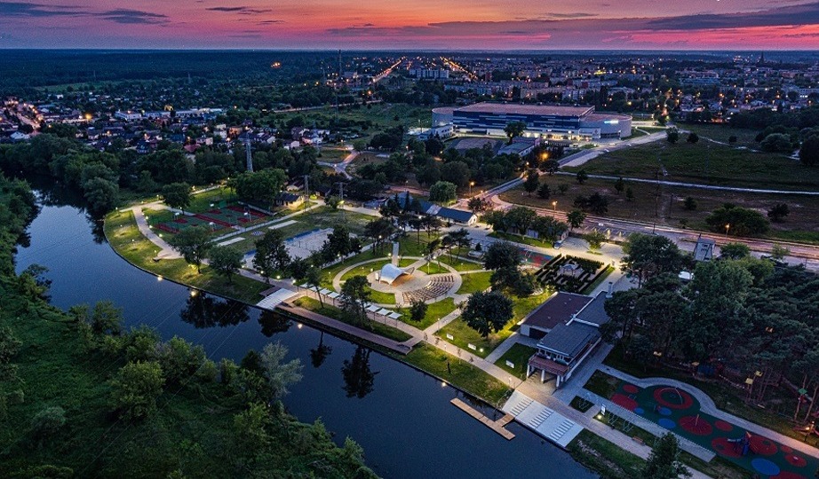 Nocna panorama miasta