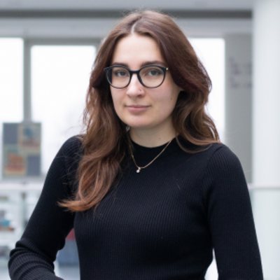 employee photo