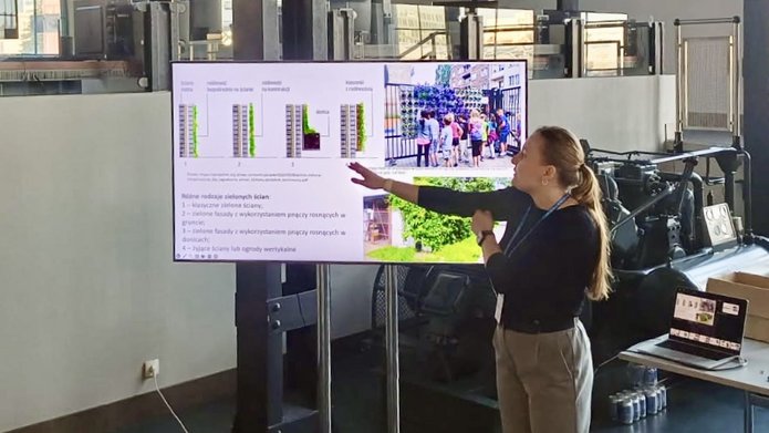 Osoba wygłaszająca prezentację